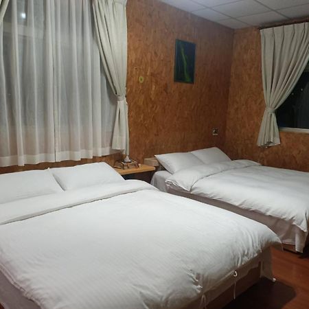 十畝田山莊會館 Hotell Chishang Eksteriør bilde